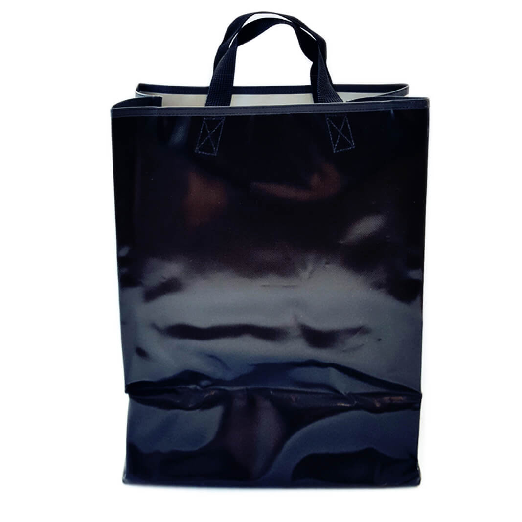 Shopper “Papa” schwarz/hell grau mit kurze Griffe und einer Innentasche Shopper “Papa” schwarz/hell grau mit kurze Griffe und einer Innentasche