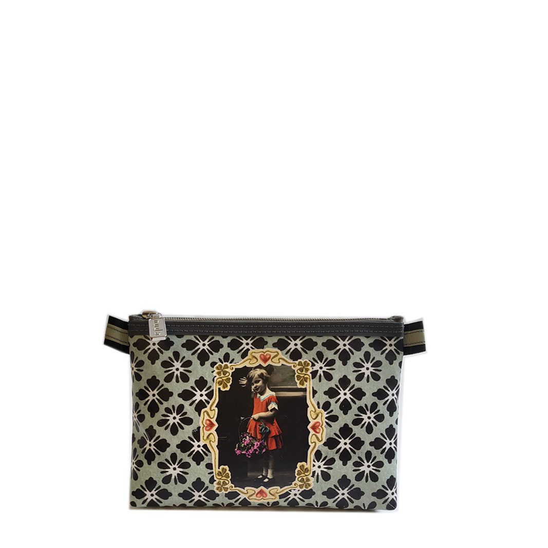 necessaire-julietta-wasserfest-poesie-T